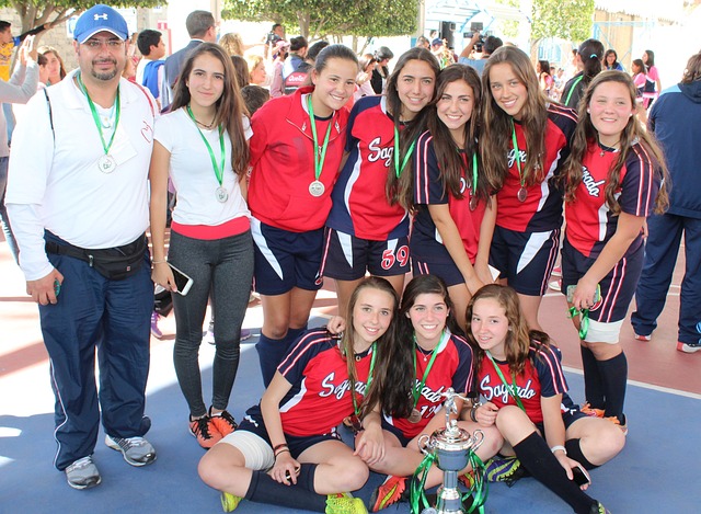 为锋线提供 为锋线提供